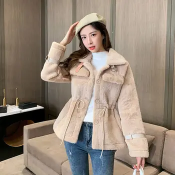 בחורף הפרווה המזויפת המעיל החם מקשה אחת המותניים סגירת נשים מעיל קוריאני רופף אופנה שרוך קטיפה מעיל