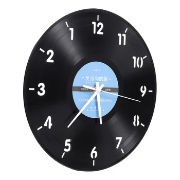 שעון קיר לאחור שעונים הפוכה תלוי אילם מצחיק ייחודי היקום דקורטיביים לרוץ יוצא דופן מתנה לחנוכת הבית הופך עיצוב